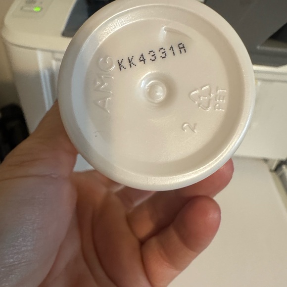 Meaningful Beauty Skin Softening Cleanser - White and Purple - Picture 2 of 4